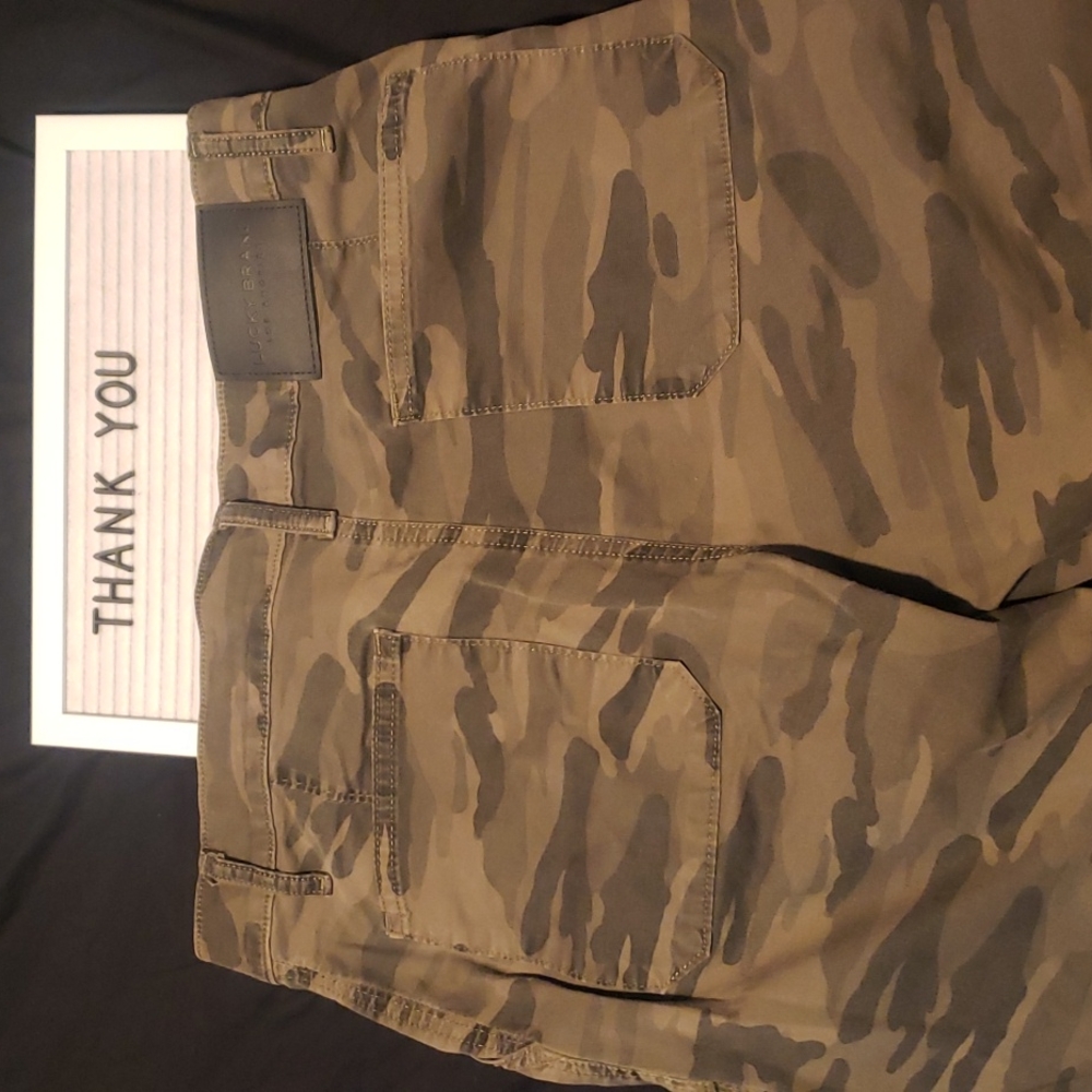 - Lucky Brand camo pants - Picture 5 of 7